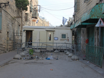 A number of permanent checkpoints have been set up to restrict Palestinians’ access to entire areas, Palestinian but not settler vehicular access is prohibited within Area H2 and military outposts have been setup above Palestinian shops and houses to ‘protect’ the settlers.