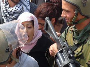 The weekly protests of Nabi saleh are widely supported by the entire village; men, women and children participate in them. 